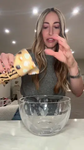 Replying to @Dani 🤪❤️ Thank you for the question Dani 🍬🍭💗 Keep them coming guys xoxo #rubybond #candy #halloweencandy #asmr 