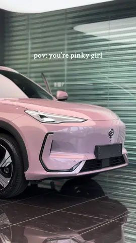 Yeay! Another day, another Proton e.MAS 7 in Quartz Rose on the road! 💕💋 Congratulations Puan Erin, and welcome to the EV world! ⚡ 📩 PM me if you’re interested in the e.MAS 7 #emas7 #quartzrose #EV #electricvehicles 