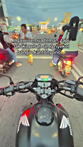 seng ndue ngawi 😂#ngawistory🌻 #ngawi_ramah #ngawi #kartonyonomedotjanji #plecit 