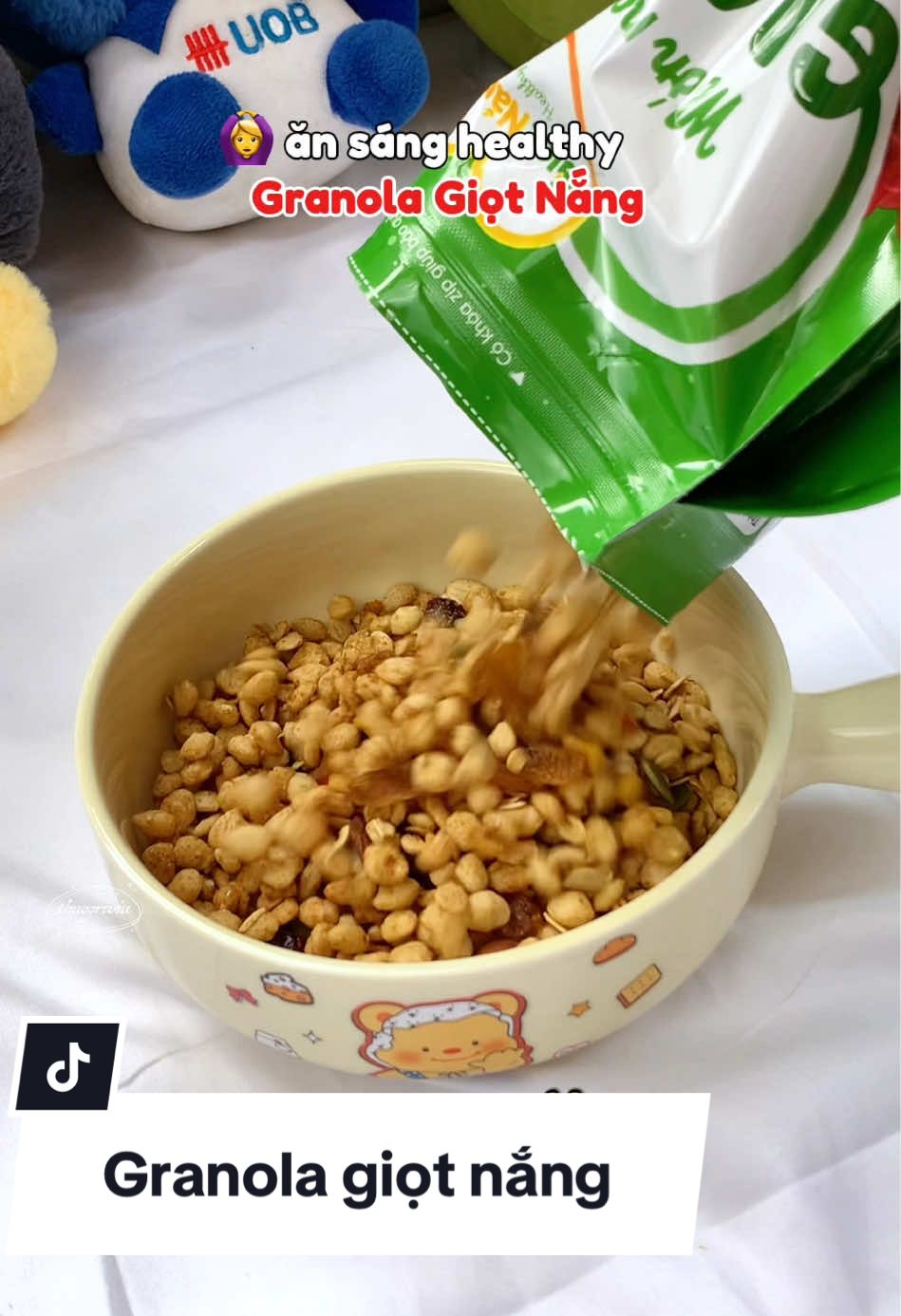 Granola giọt nắng #granola #granolagiotnang #anhealthy #eatclean #xuhuong  @Thươg Rì Viu  @Thươg Rì Viu 