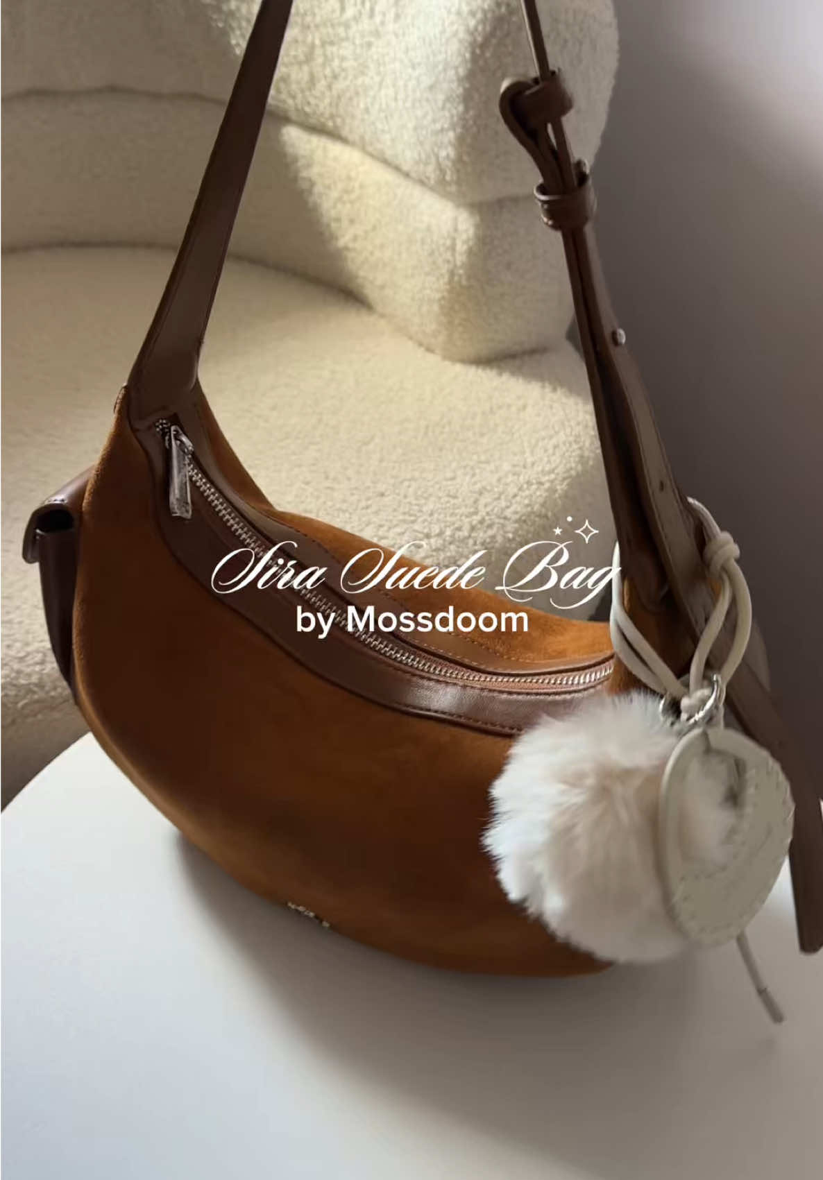 Replying to @velique so inlove with the quality & color of this bag ! 🥺✨👜 @MOSSDOOM PH #mossdoom #sirabag #suedebag #shoulderbag #womensbag