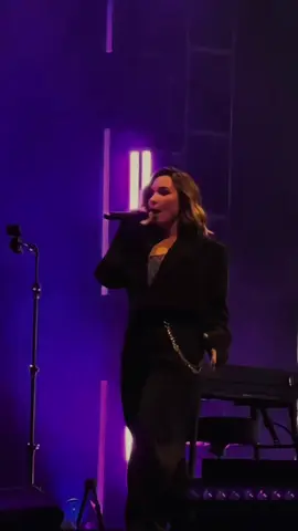 Heart Attack🫀 #heartattack #demilovato #fypシ゚ #lyrics 