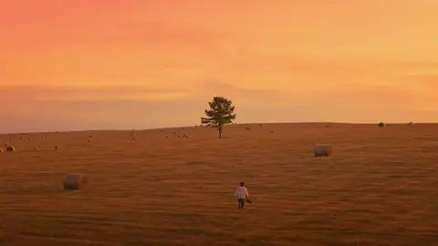 Những lúc buồn bạn thường làm gì...?