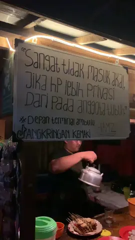 Masuk akal#angkringankemaki #depanterminalambulu #jember24jam #ambulu24jam 