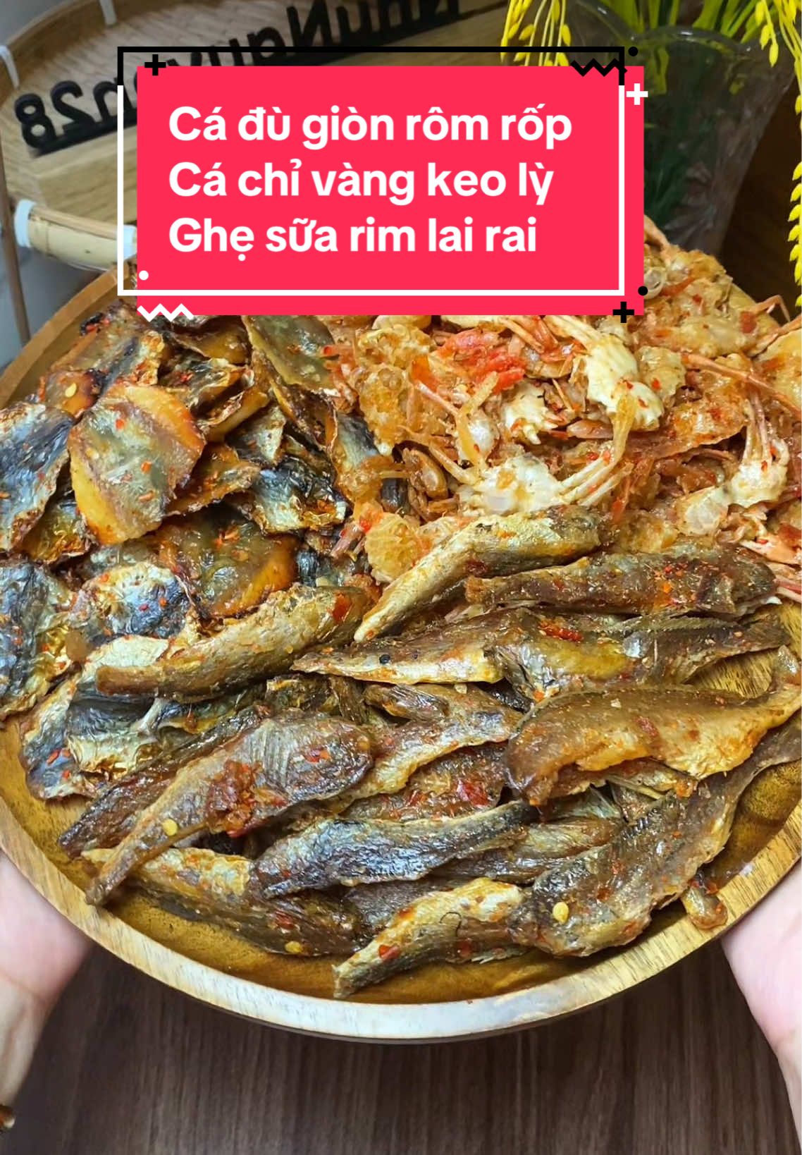 Cá đù giòn rôm rốp, cá chỉ vàng keo lỳ, ghẹ sữa rim lai rai. Loại này cũng thơm, bắt vị, mọi người tham khảo thử nghen #nhunguyen28 #foodreview #cadugionromrop #anvat #ancungtiktok 