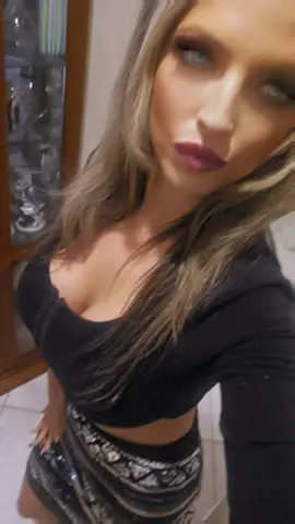 #gocrazy #viraltiktok #trend @chrisbrownofficial #__11ritastar99 