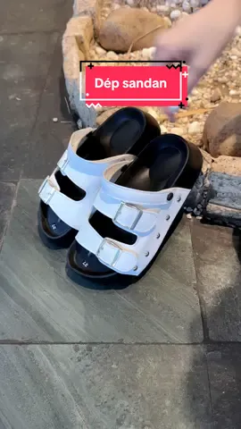 Dép quai ngang đang hot #TikTokAwardsVN #vyvyreview #depquaingang #depsandan 