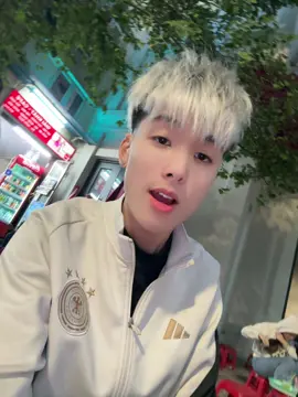 xin tip môi thâm 🥶