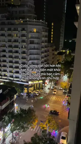 #Cuộc sống dần tốt hơn #khi #bạn bắt đầu biến mất khỏi những #người mà bạn cảm thấy #không còn phù hợp