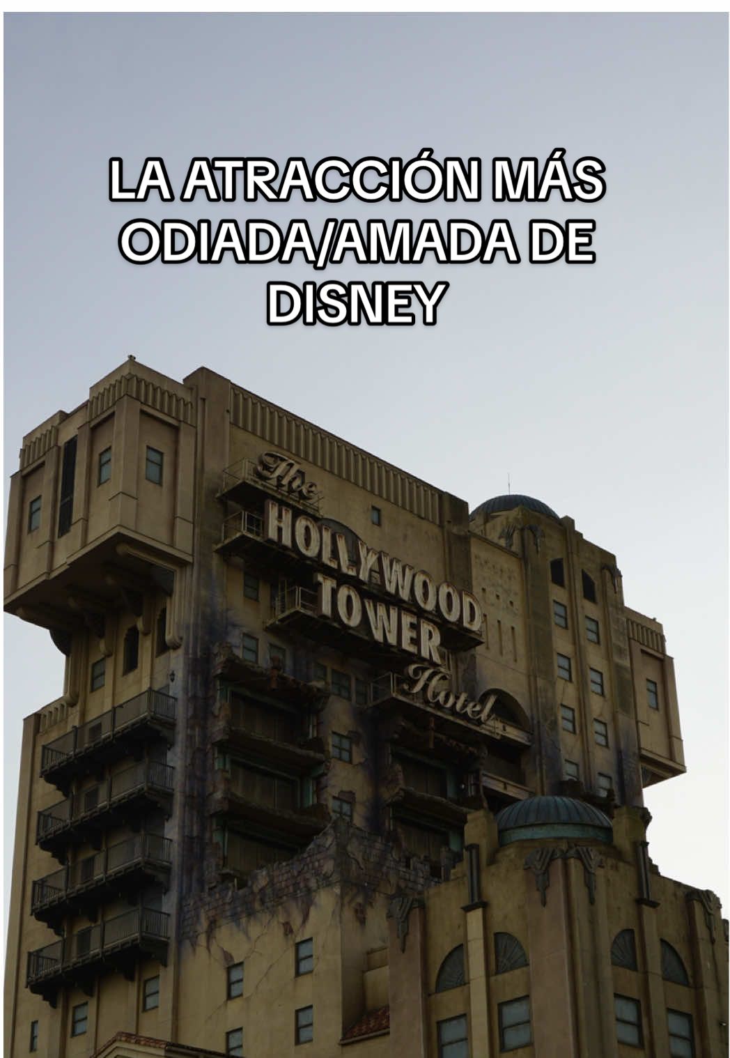 ¿De qué lado estás tú? Para mí de las mejores atracciones que tiene Disney🌧️ #hollywoodtower #atraccionesdisneylandparis #waltdisneystudios #torredelterror #atraccionesdisney 