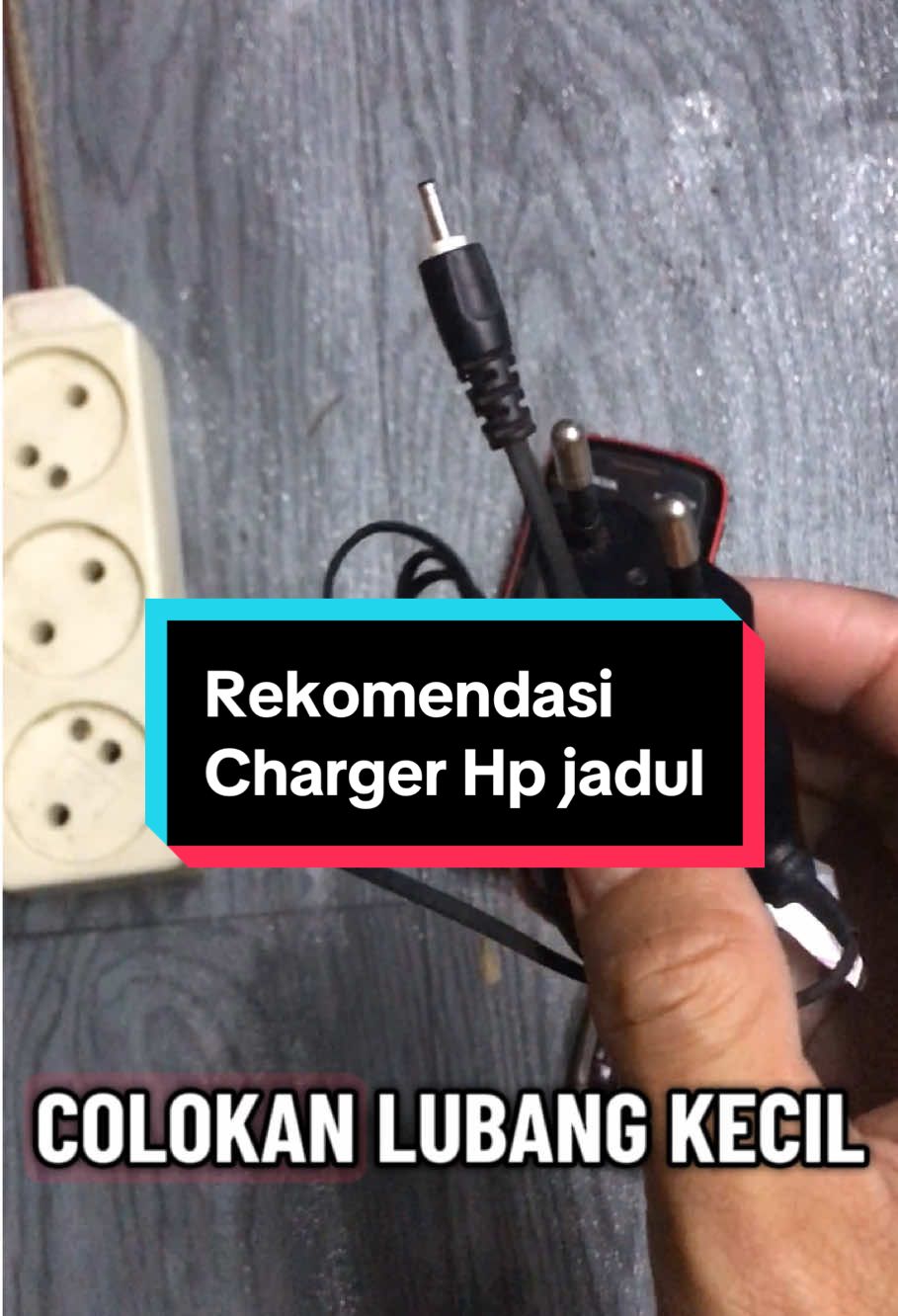 Cocok banget dong buat yang masih punya hp jadul, di jamin awet, cek aja 😁 #cashpjadul #Hpjadul #casnokiajadul #chargernokiajadul #chargernokia 