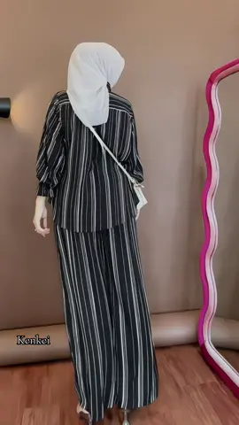 Hitam cantik banget dipake 🖤🖤🖤 #oneset #onesetcantik #onesetkekinian #ootdfashion 