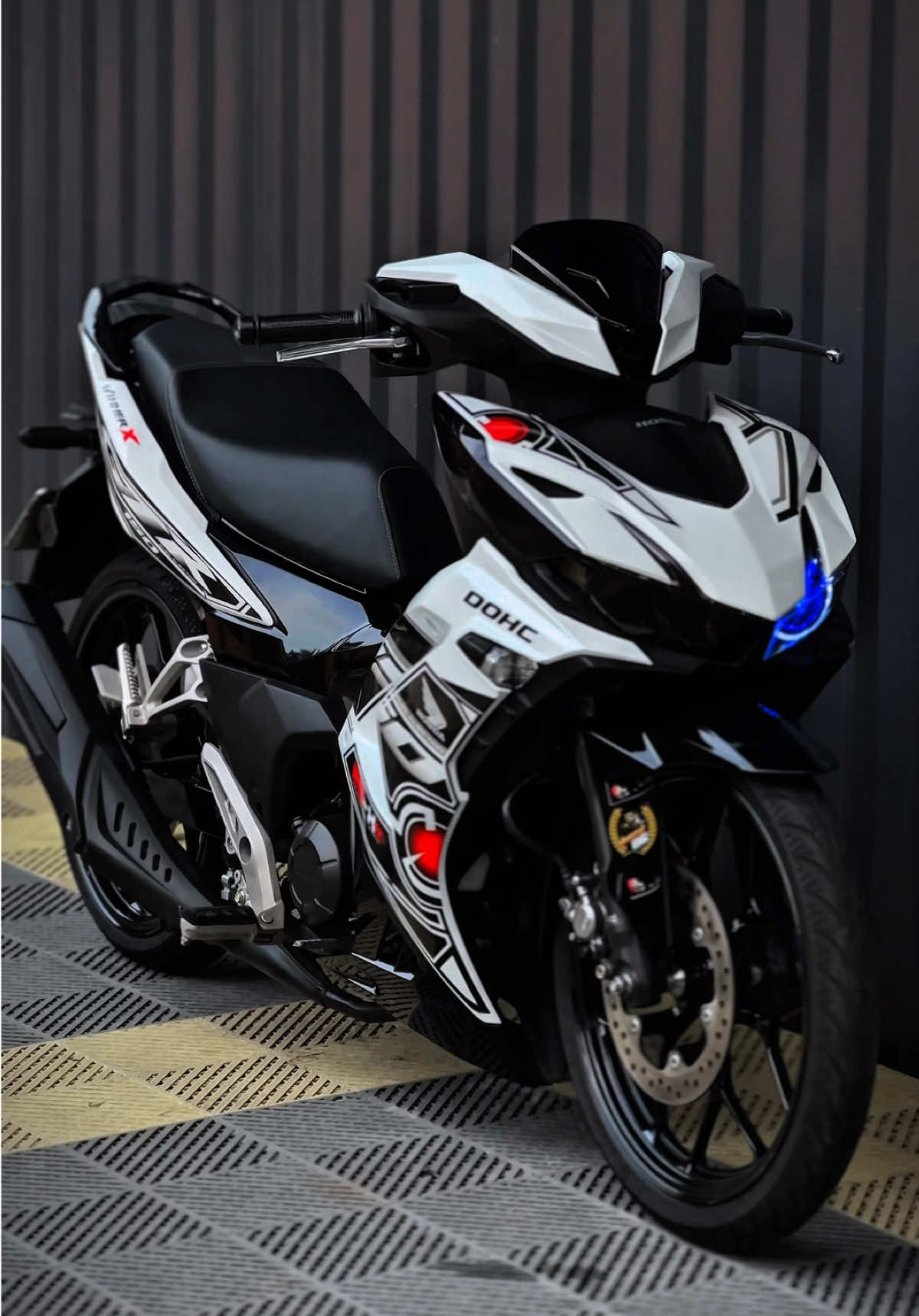 Tem GTR lên bản cũ vẫn cháy lắm anh em ☘️…. Tem trong giỏ hàng anh em tham khảo nhẽ #xuhuong #xuhuongtiktok #temxe #rs150rvietnam🇻🇳official #winnerxdokieng 