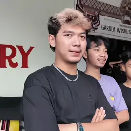 kek ga asing sama suaranya🤭@BOY REAL.  #fypage #masboy😎😎 #firmanboy00💘 