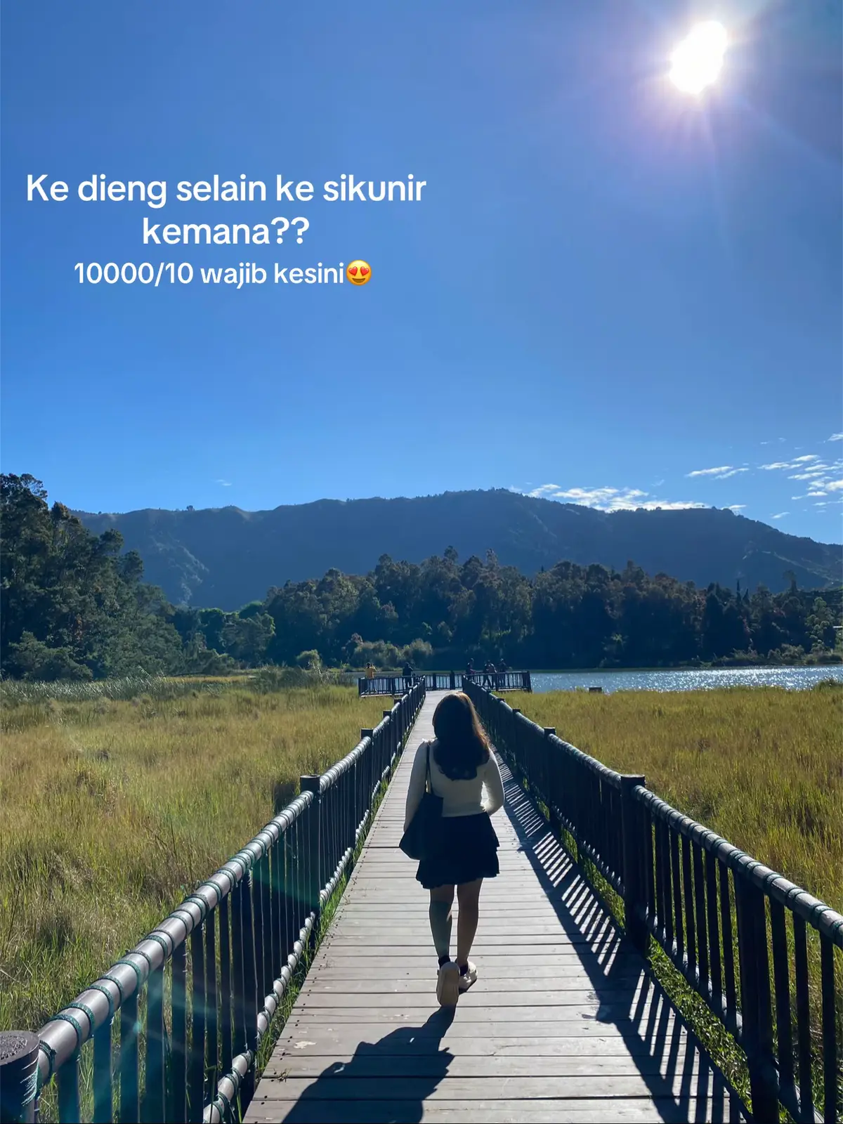 Bener” magical place bangett harus kesini kalau ke dieng😍 #telagawarna #jateng24jam #wisatadieng #dieng_wonosobo #fyp 