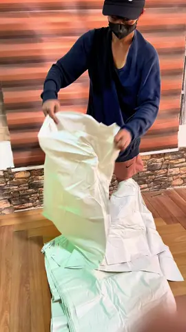 Pati sako meron na din mabibili dito ang galing #sako #malakingsako #plastic #fyp #highlights 