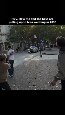 Tag the gang 🤝 #entrepreneur #moneytok #onlinebusiness #dropshipping #ecommerce 