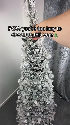 I’m too busy to decorate😭 #christmas #christmastree #christmascountdown #christmastreedecorating #santa 