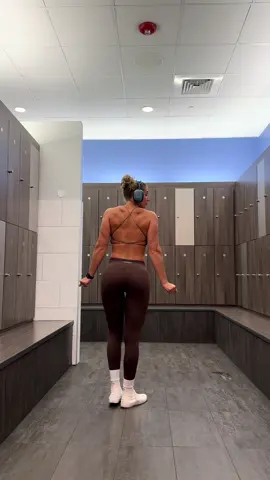 Post back day PUMP 💪🏼🥰🤩 #backday #gymgirl #backdayworkout #bodybuilding #gym