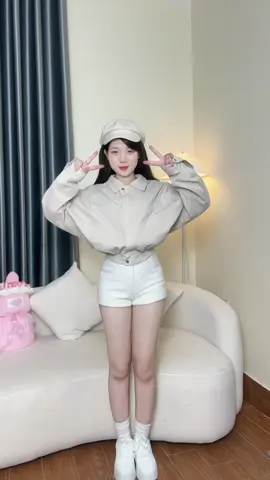 Mặc kiểu gì cũng xịn 🤭