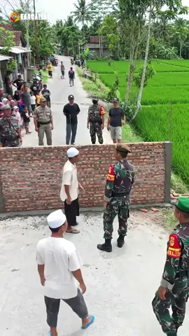 pak haji membuat pagar sampai ke jalan#foryoupage❤️❤️ #viraltiktok #masukberanda #lewatberanda #xybca 