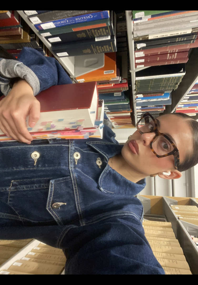 ootd for civ pro and contracts #OOTD #outfitinspo #outfitideas #lawschooloutfits #fallfashion #outfitoftheday #lawschool #lawschoollife #lawstudent #lawstudentlife #lawyer #law #syracuseuniversity #syracuseny #syracuse #upstateny #upstatenewyork #syracuselaw #academicweapon #academicvalidation #academicmotivation #academic #academia #studymotivation #collegelife #college #collegeroutine #collegedayinmylife #getreadywithme #DailyRoutine #dailyvlog #studywithme #productivity #OOTD 