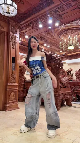 Đu trend xíu thuiii ạ #đutrend #trend #lênxuhướng❤️ #trendingvideo #trendingsong @VŨ THUỶ TIÊN 