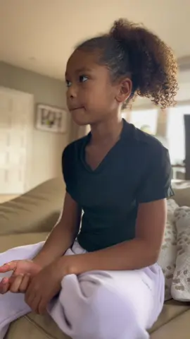 #chant #voila #talent #chanteuse #foryou @Urban Outfitters Europe@The Voice Kids✌️ 