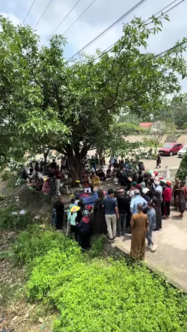 Một thời, Thế Tôn trú ở Koliya, dạy các Tỷ kheo: – Thành tựu tám pháp này, này các Tỷ kheo, vị Tỷ kheo đáng được cung kính, đáng được tôn trọng, đáng được chắp tay, là ruộng phước vô thượng ở đời. Thế nào là tám? – Ở đây, này các Tỷ kheo, vị Tỷ kheo giữ giới, chấp nhận và học tập các học pháp; nghe nhiều và khéo thể nhập với chánh kiến; làm bạn với thiện; có chánh tri kiến; chứng đạt Bốn thiền, hiện tại lạc trú; nhớ được nhiều đời trước; đắc thiên nhãn thanh tịnh; đoạn diệt các lậu hoặc. – Này các Tỷ kheo, thành tựu tám pháp này, vị Tỷ kheo đáng được cung kính, đáng được tôn trọng, đáng được chắp tay, là ruộng phước vô thượng ở đời.#adidaphat #thầyminhtuệ #minhtue