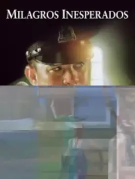 En una de las escenas más impactantes de Milagros Inesperados, todo el pueblo corre desesperado y encuentra a John Coffey sosteniendo en sus brazos a las dos niñas muertas. Grita entre lágrimas que “intentó ayudarlas”, pero nadie lo escucha. Es el momento donde la injusticia nace, donde las apariencias condenan y la verdad queda sepultada por el miedo y la ira. Un instante que duele y marca el destino de todos. #MilagrosInesperados #TheGreenMile #JohnCoffey #TomHanks 