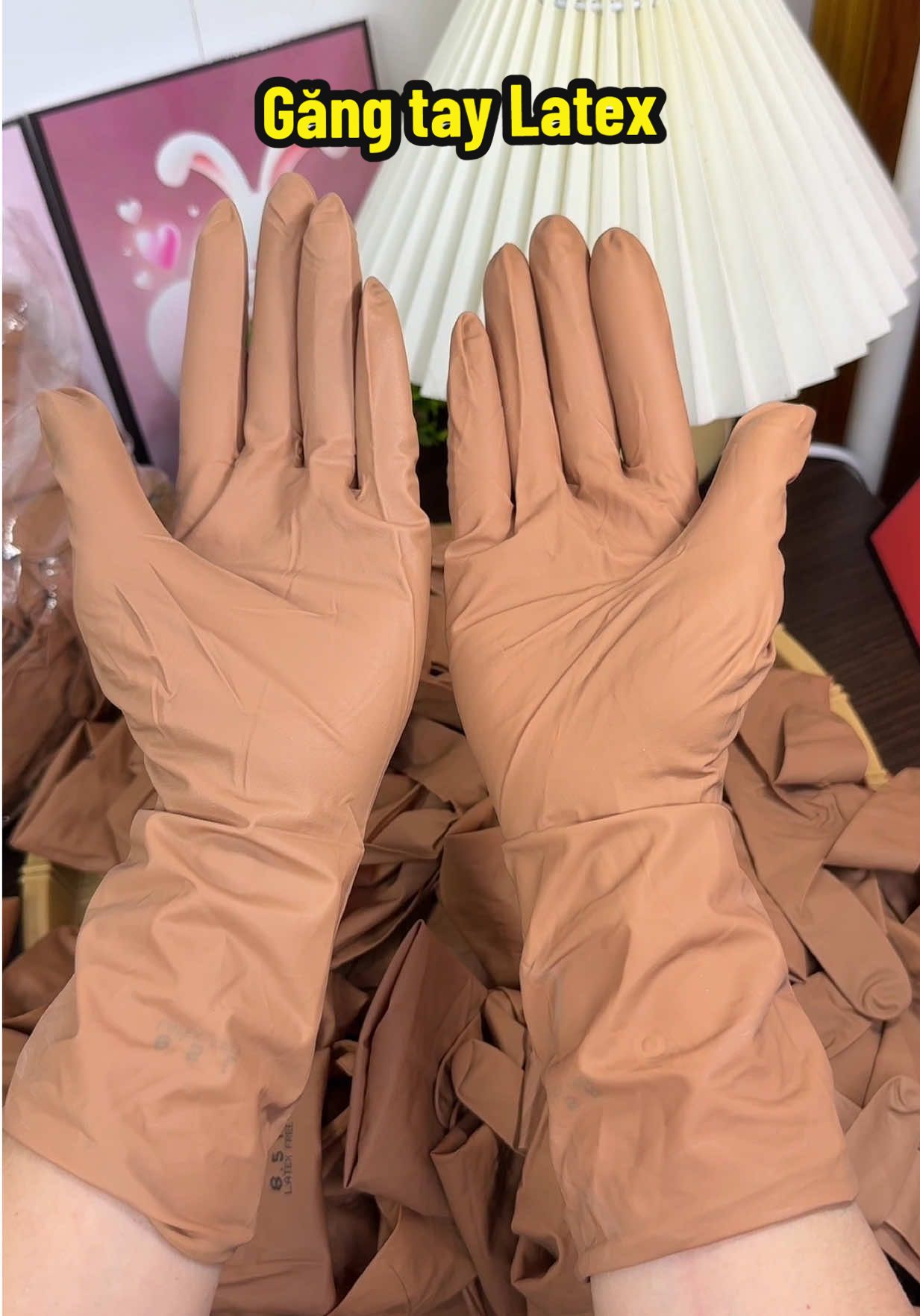 Găng tay latex siêu dai , mềm mịn , làm gì cũng thích #baotay #baotaylatex #gangtay #gangtaylatex 