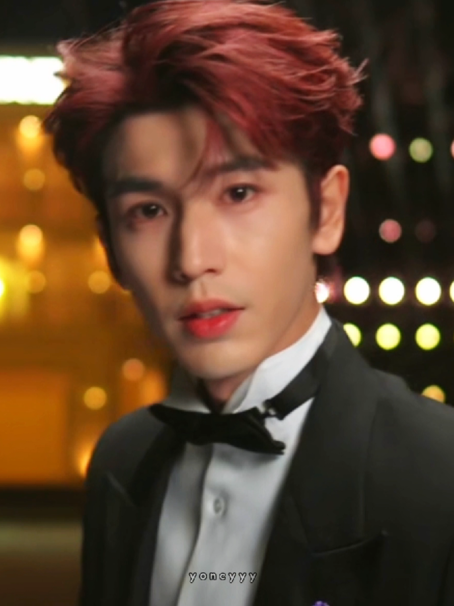 red carpet VOGUE #vogue #cdrama #foryou 