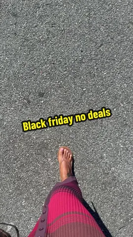 I’ll stick to dollar tree lmfaoooo #yourstylistgab #getstyledbygab #blackfridaydealsstore 