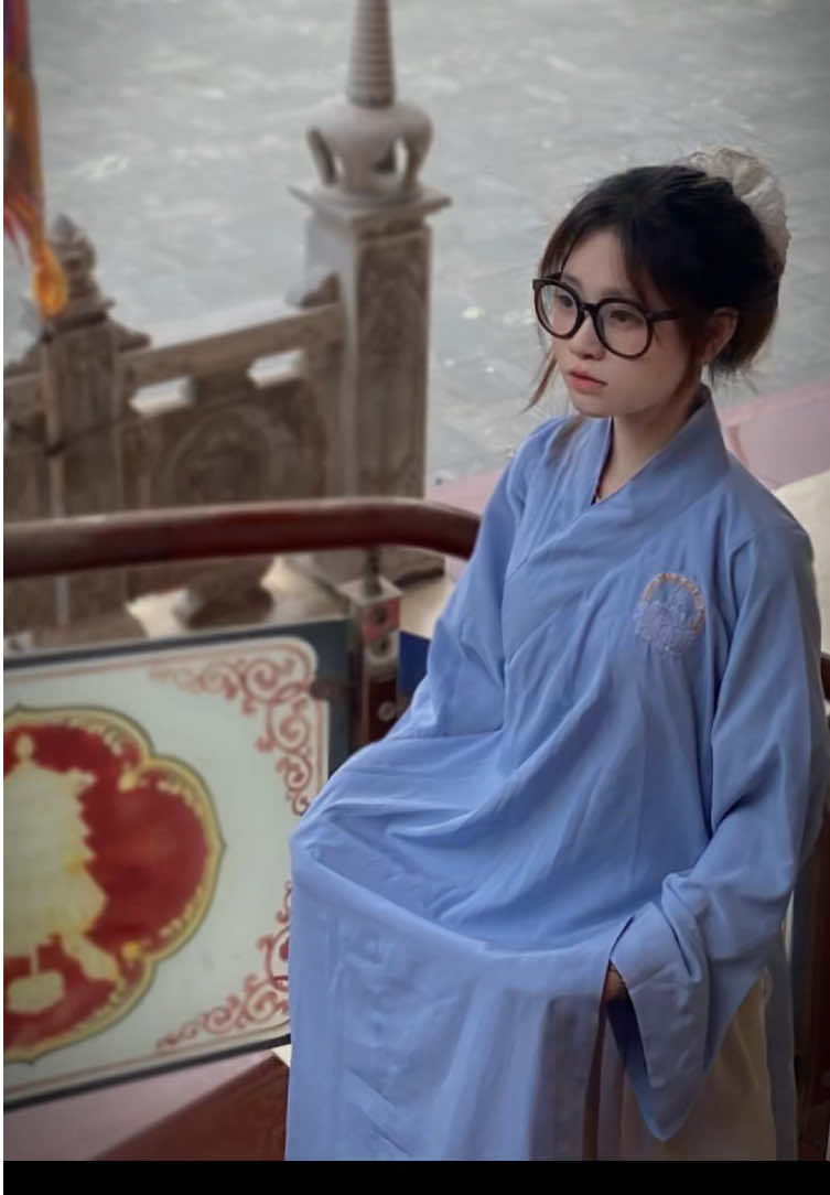 Hai con đường mở ra hai thế giới, Bước lối nào cũng gập ghềnh chông gai.   #CapCut #xuhuong #phatphap #noibat #viral 