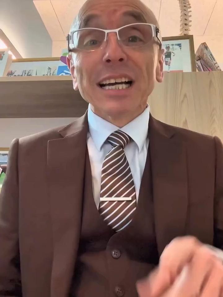 Ne rien faire pour faire plein de choses ! Un concept professionnel et cognitif efficace au profit des patients ! Parcourez mes 450 articles sur mon site Internet en lien dans ma bio. Faites connaissance avec mes bouquins sur les applications dédiées. #SportEtSanté #Nutrition #Sa #Alimentation #Diététique #Endurance #Entraînement #CourseÀPIED #Running #Triathlon #Velo #Cycliste #Gravel #Musculation #Cardio #ﬁtness #VTT