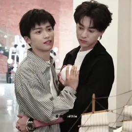 Hồi nãy anh ôm bạn diễn, em ngó gì đó staff??? #tianxuning #ziyu #revengelove #nghịchái 