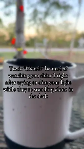 How sad… hope you’re enjoying the show🤷🏻‍♀️ #petty #jealous #miserable #toxicfriends #moveon 