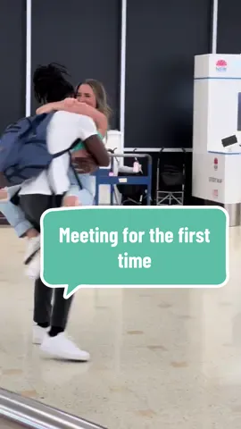 Who remembers this?🥹 #ldr #longdistancerelationship #meetingforthefirsttime #fyp 