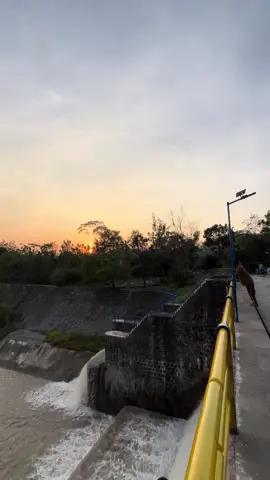 Punya kenangan apani disini?😄#fyppp 