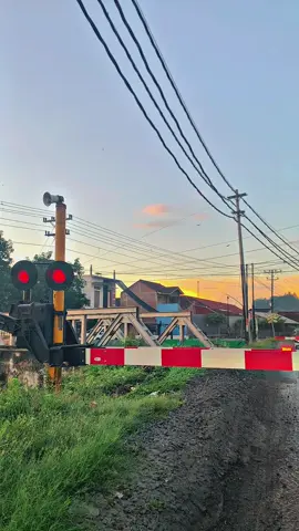 pemandangan mangkat kerjo 🫶🏼#CapCut #kendal24jam #kaliwungukendal #kawasanindustrikendal #fyppppppppppppppppppppppp 