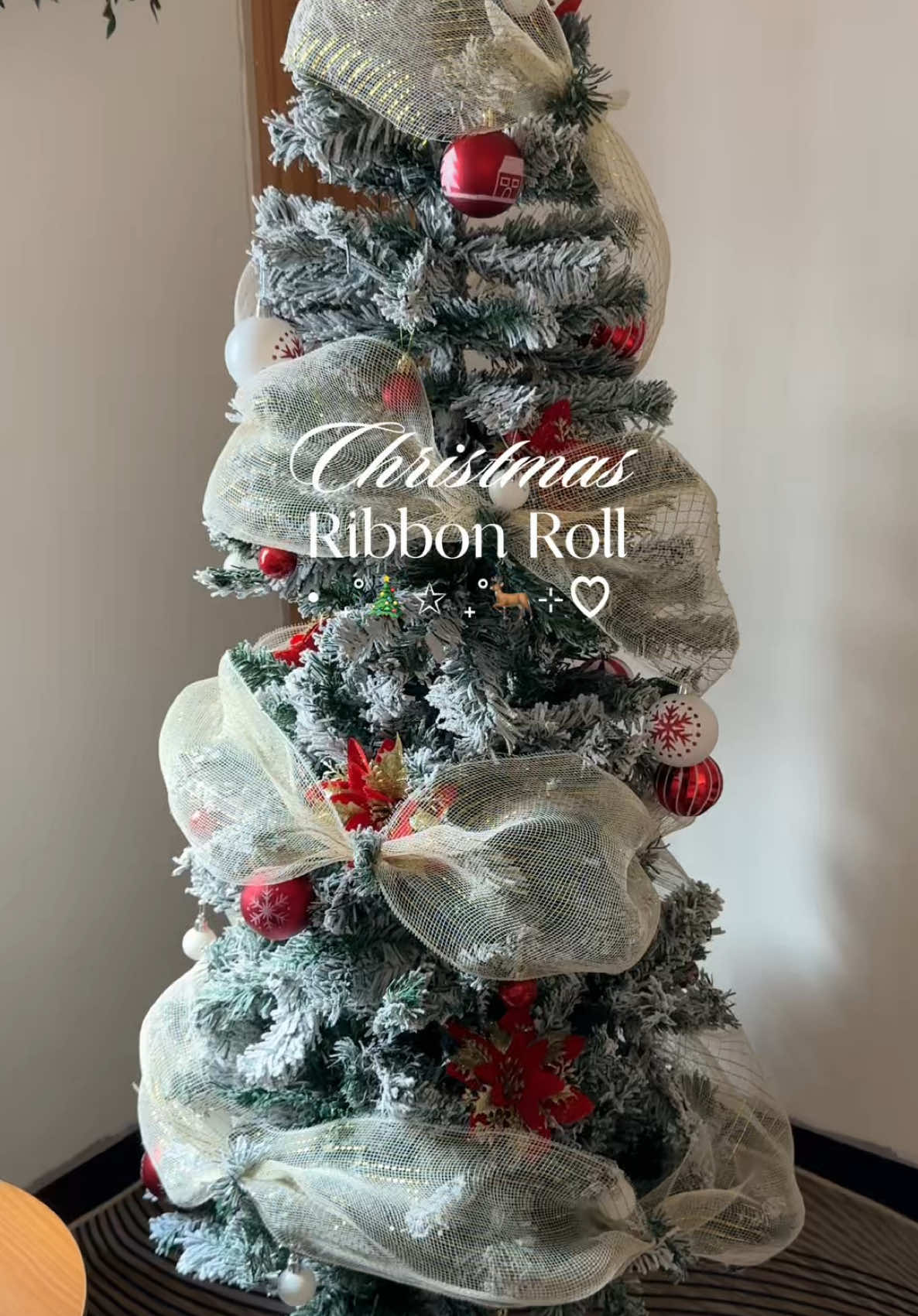 Kaya naman pala trending tong Christmas mesh ribbon roll! Ang lakas maka bongga ng Christmas tree 😍🎄✨ #christmasmesh #ribbonroll #christmasdecor #christmastreeribbon #christmas