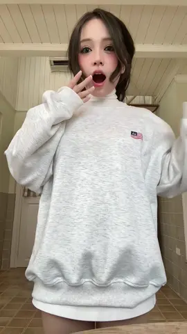 Áo sweater Nam Nữ chất liệu nỉ 2 da cao cấp #aosweater #aoni #thoitrang #xuhuong 