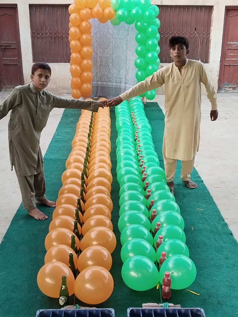 short Amazing balloon game challenge #fastviral #fyp #f #stitch 