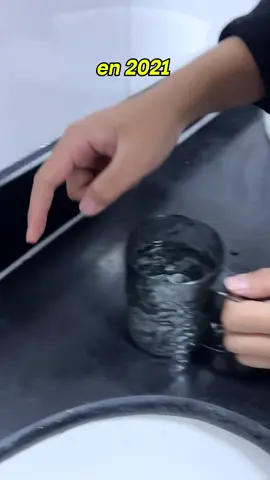 Quita el sellador viejo y deja un acabado perfecto en segundos 😍 #reparaciones #hogar #bricolaje #tiktokmehizocomprarlo #trucosdelhogar 