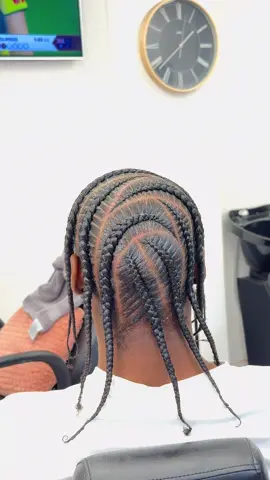 Too clean 🧼 🔥! #braidersoftiktok #forupageシ #stitchbraids #foru #braider 