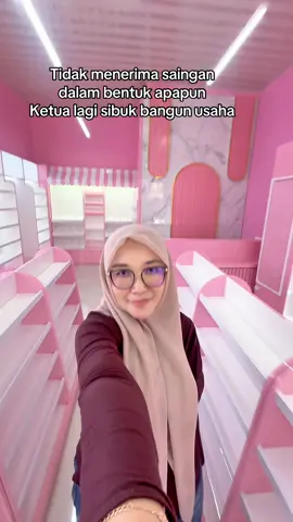 @Queerabeauty @qonitabeautypreneur 