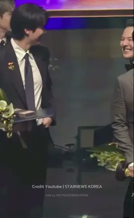 Khi 2 idol chung 1 khung hình#gdragon #leeminho #xxxibgdrgn #vairal #fyp 