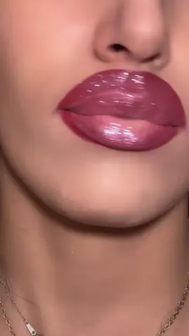 overline 💄#nickiminaj #lipcombo #overline #tutorial #makeup 