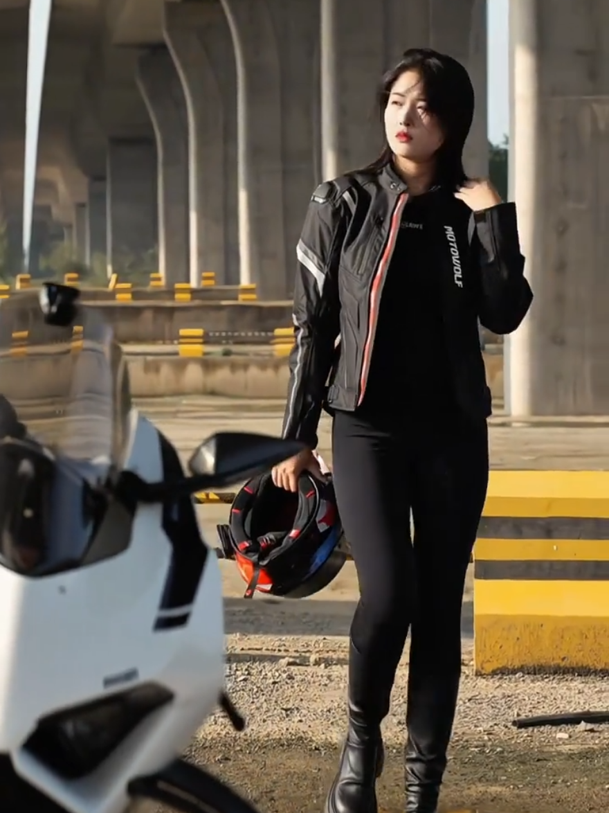 mê nha #xinh #girl #cobanhinhanh #motorcycle 