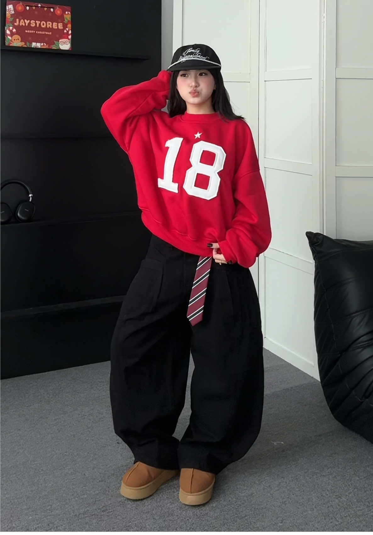 Sẵn sàng để đón giáng sinh với chiếc sweater nỉ bông siu ấm áp này gòii ❄️🎄🧣#jaystoree #outfitideas #christmas #xuhuongtiktok #fypシ゚ 